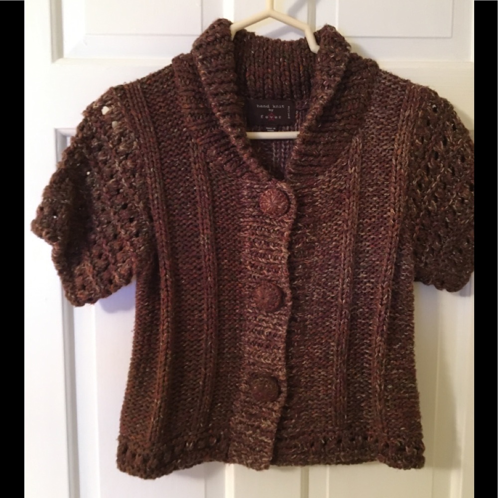 Multicolored short sleeved sweater